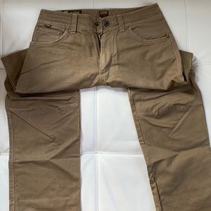 Men’s Kuhl Outdoor Pants 32x32